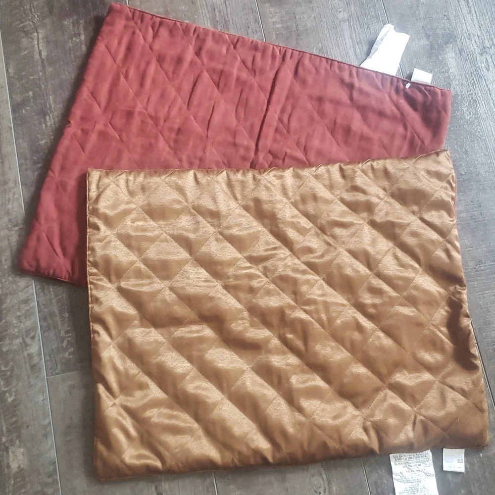 2 Pillow shams cases two sided
